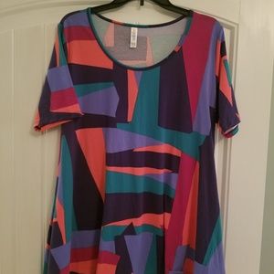 Lularoe Perfect Tee, Size Large